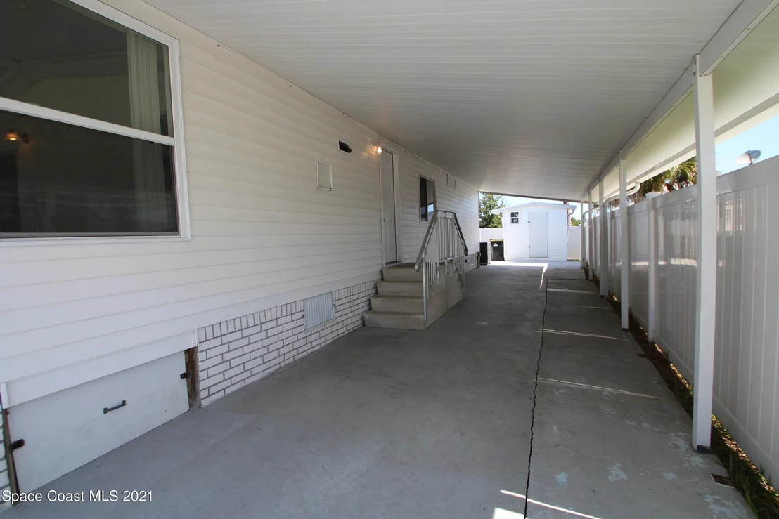 Photo of 2505 Amberly Road NE