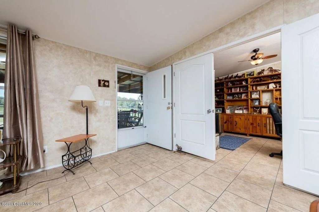 Photo of 2564 Smitty Road