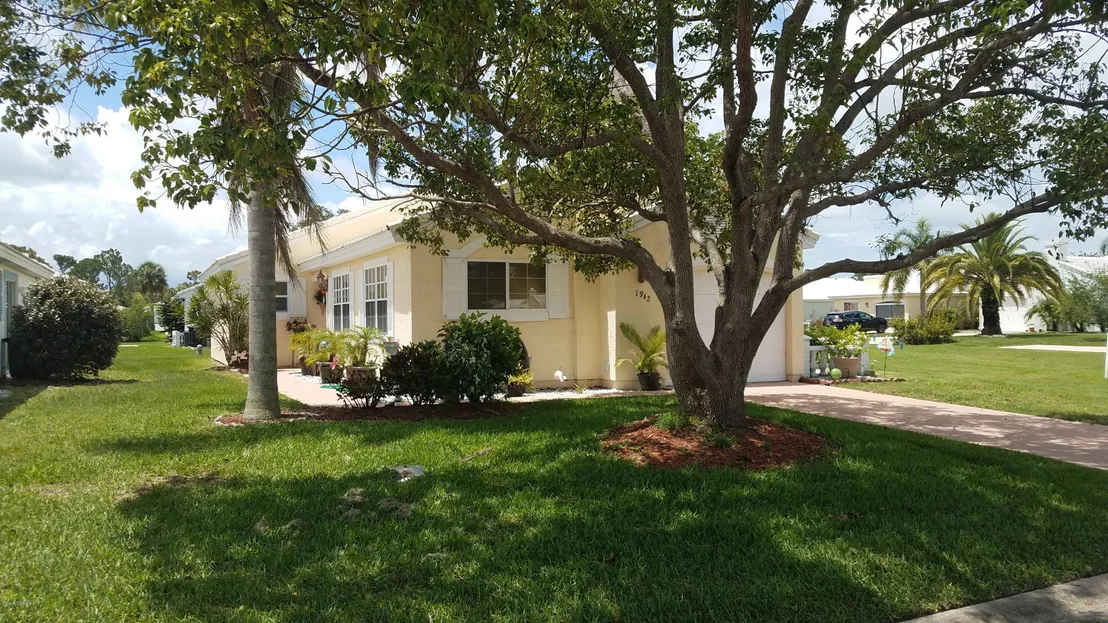 Photo of 1942 Elderberry Court NE