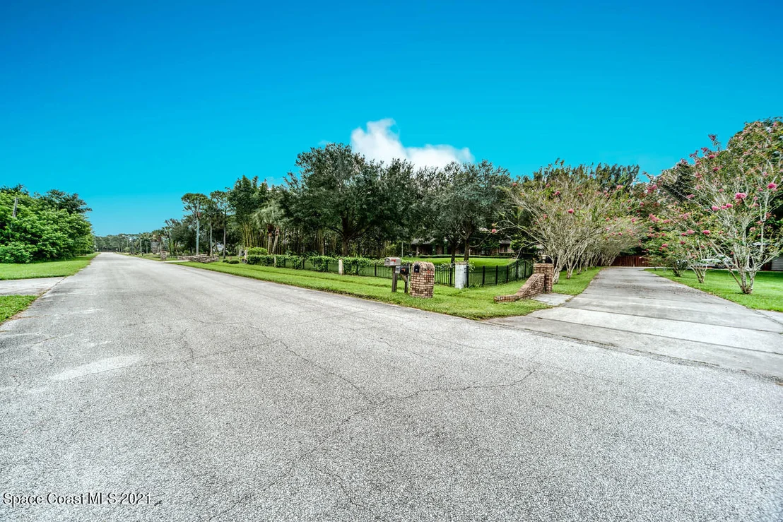 Photo of 4923 Flora Drive