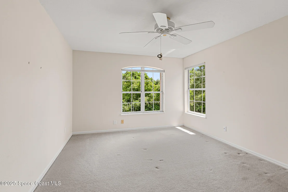 Photo of 853 Suntree Woods Drive