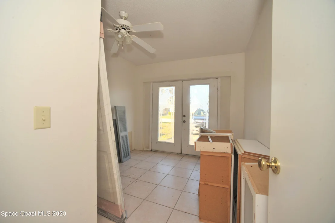 Photo of 3250 Ideal Avenue NE