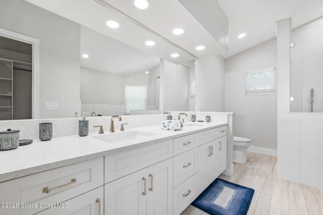 Photo of 6765 Angeles Road