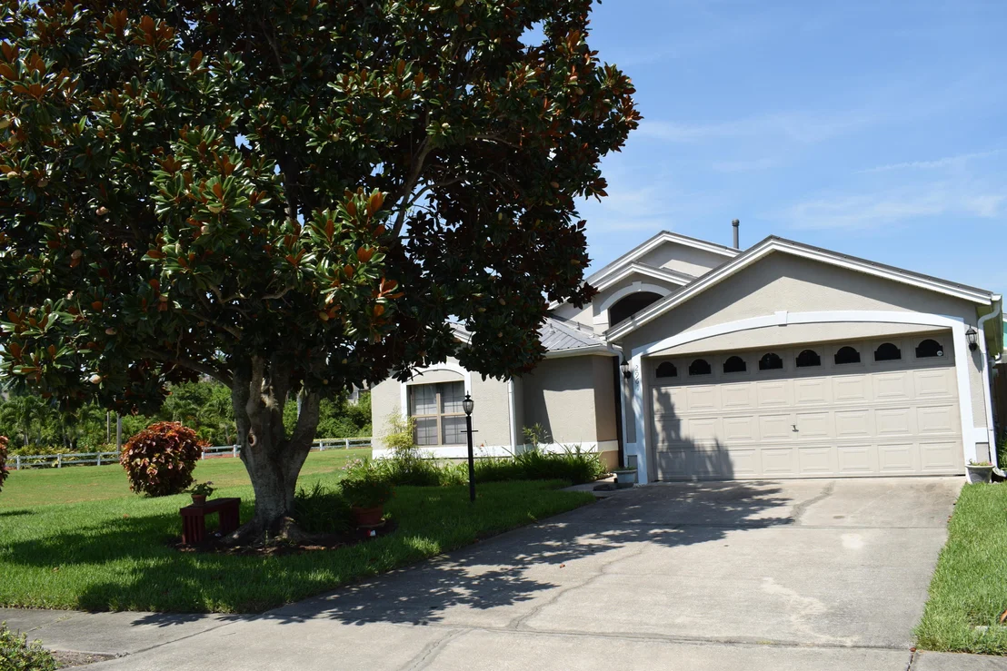 Photo of 2961 Saint James Lane
