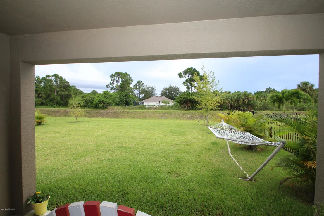 Photo of 1216 Dillard Drive SE
