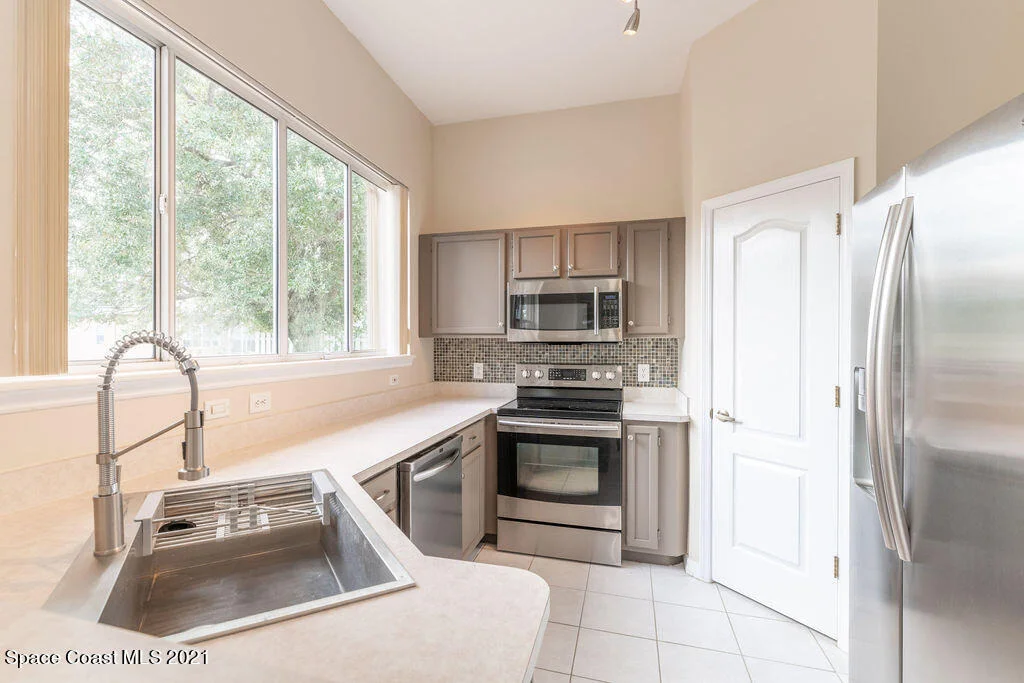 Photo of 779 Thrasher Drive
