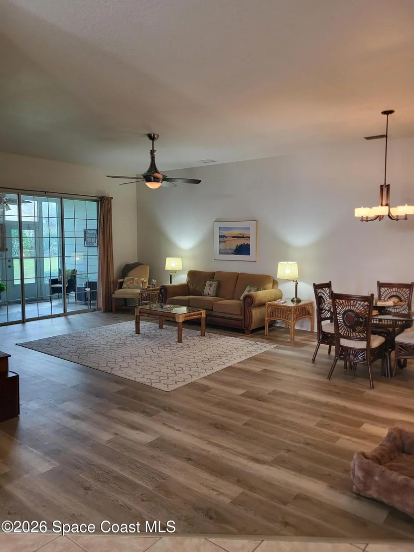 Photo of 1177 Eleuthera Drive NE
