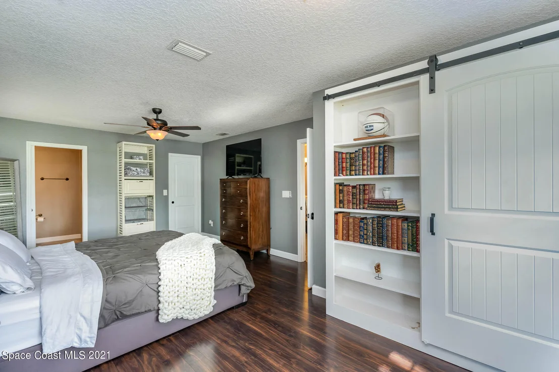Photo of 1349 Richwood Circle