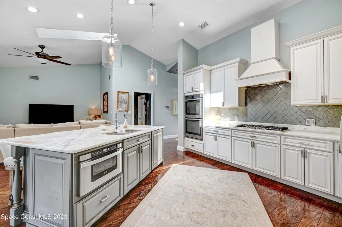Photo of 817 Spanish Wells Drive
