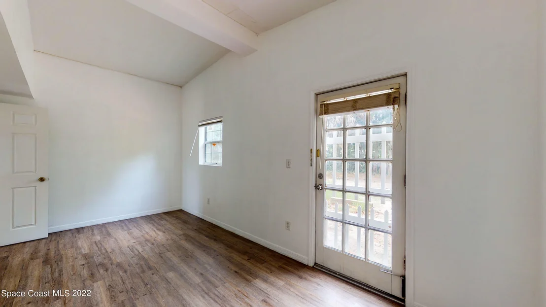 Photo of 1066 Indrio Lane NE