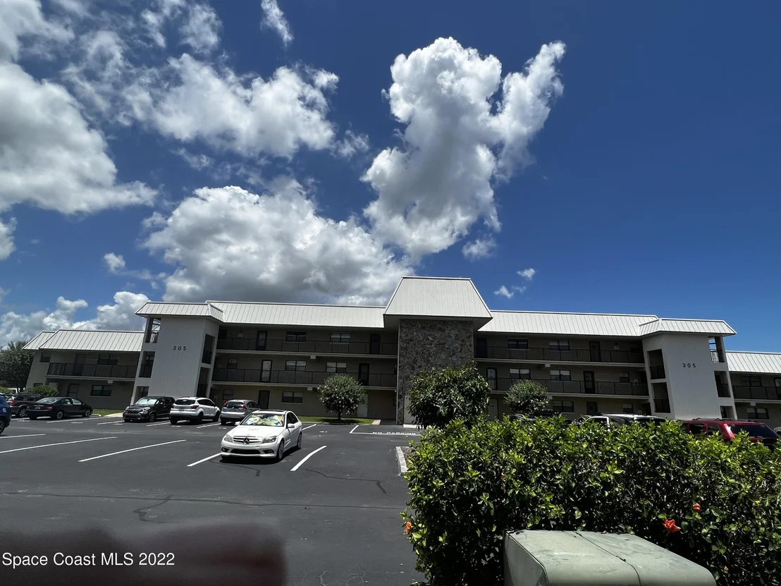 Photo of Unit 1231 at 305 Tangle Run Boulevard