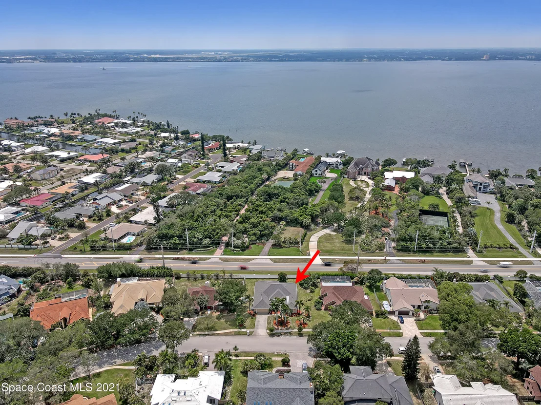 Photo of 703 Peregrine Drive