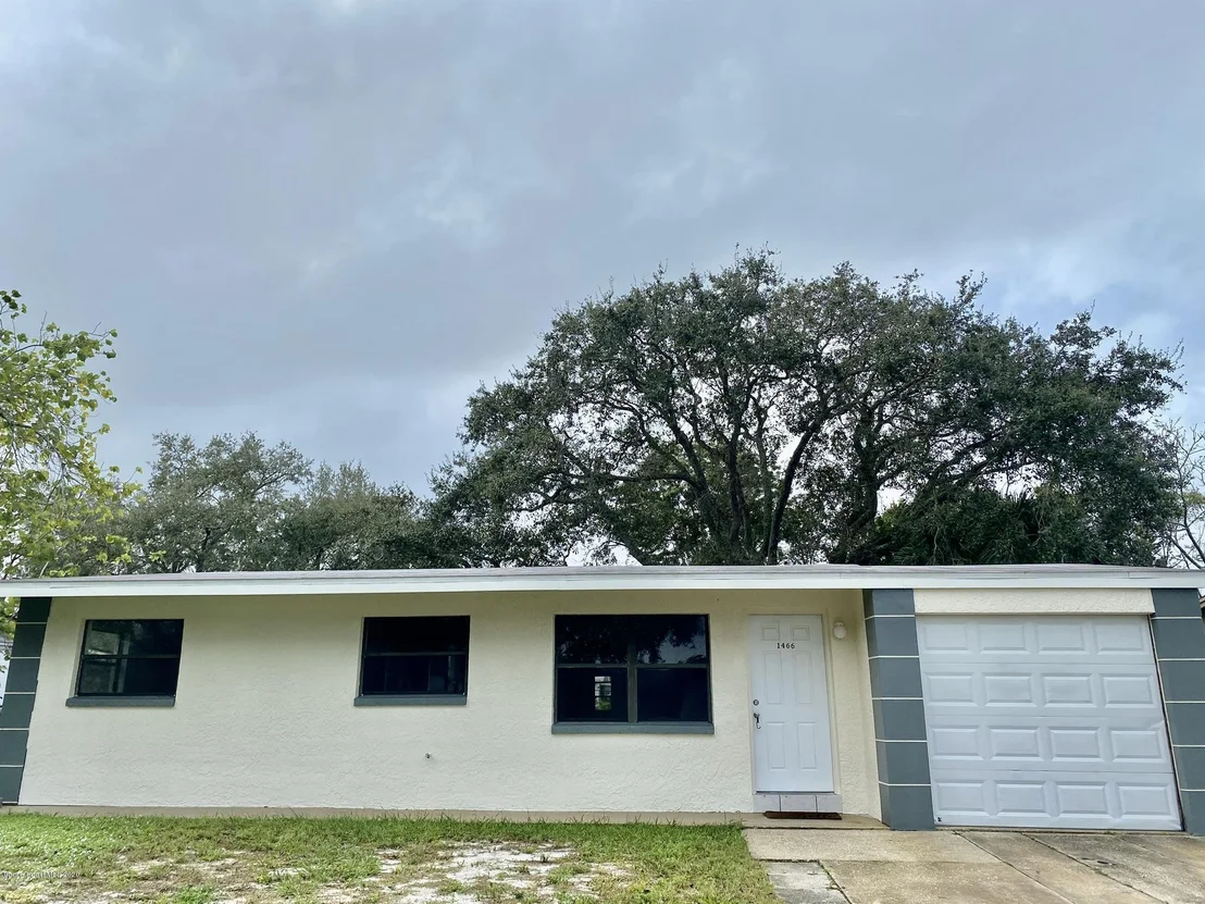 Photo of 1466 Arnold Drive