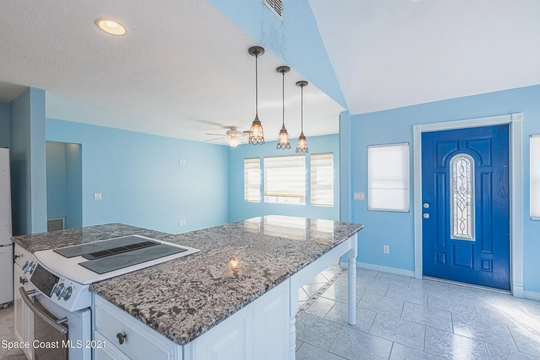 Photo of 210 1st Avenue