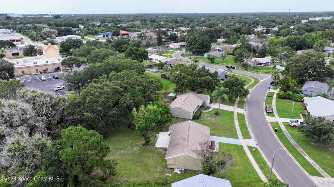 Photo of 1325 Ethel Circle NE