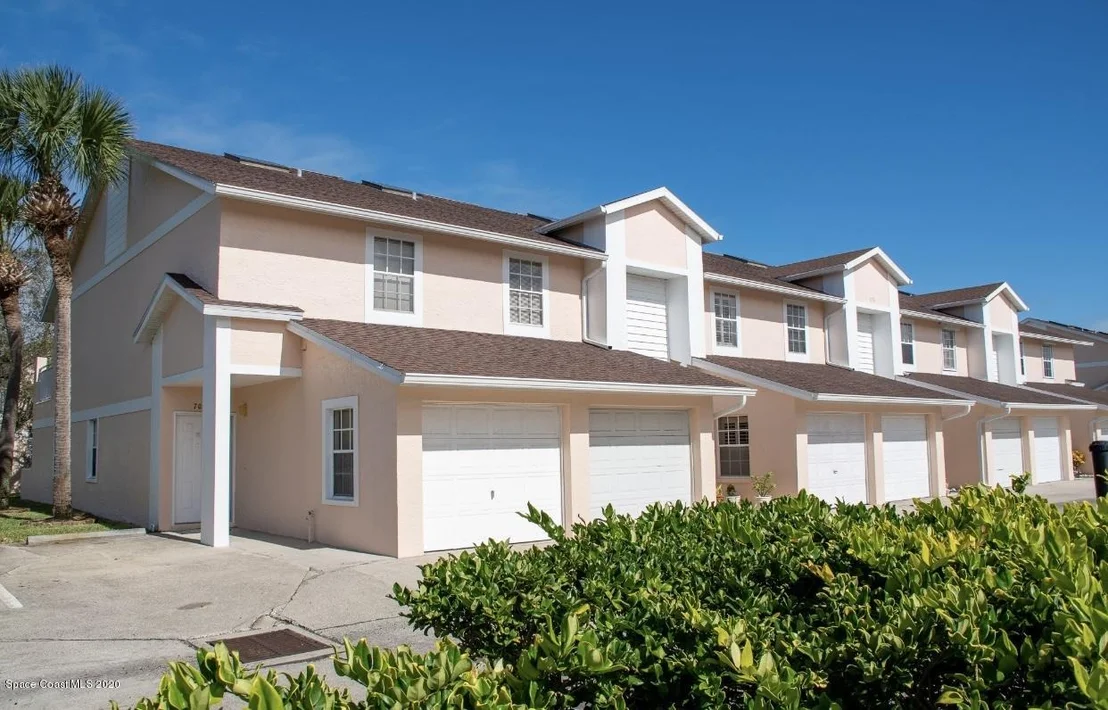 Photo of Unit 708 at 175 Escambia Lane