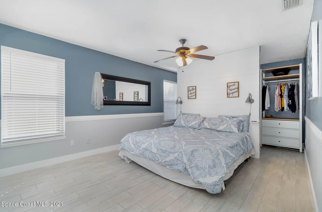Photo of 548 Sawgrass Circle