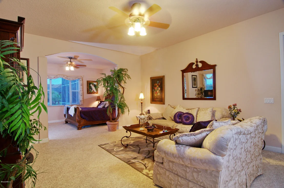 Photo of 925 Derby Lane