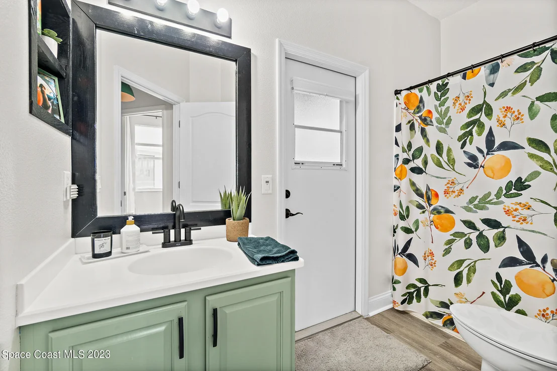 Photo of 362 Waterside Circle