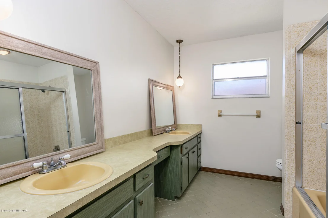 Photo of 492 Red Sail Way