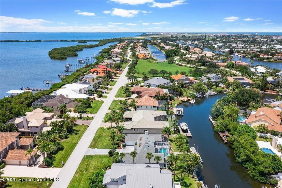 Photo of 489 Lanternback Island Drive