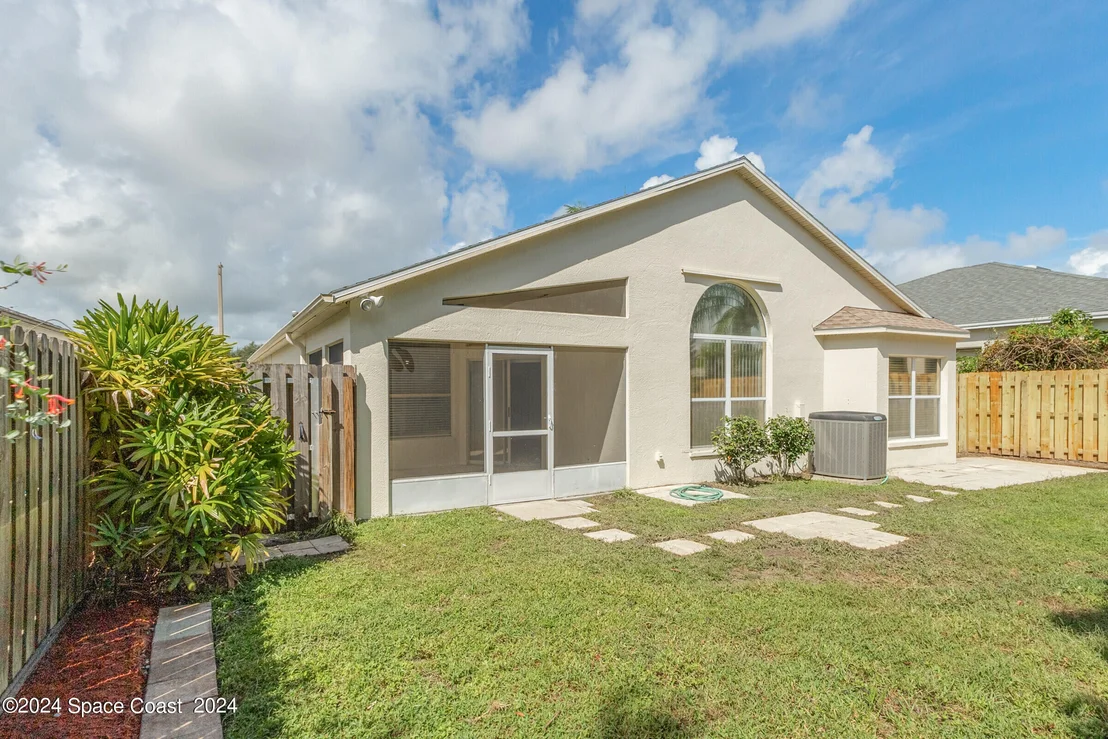 Photo of 7095 Bracken Lane