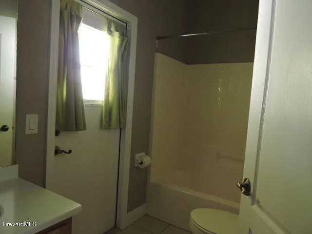 Photo of 602 Waterside Circle