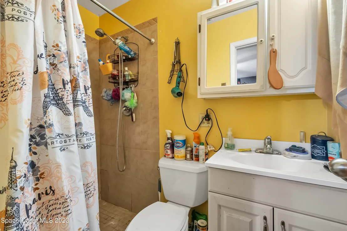 Photo of 1205 Princeton Road