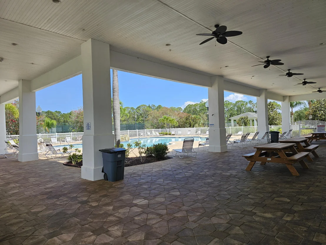 Photo of 325 Abernathy Circle