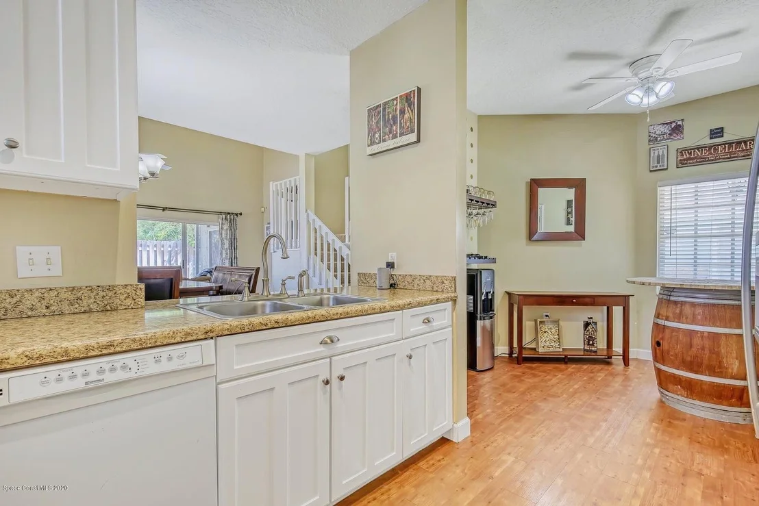 Photo of 2505 Saint Johns Lane