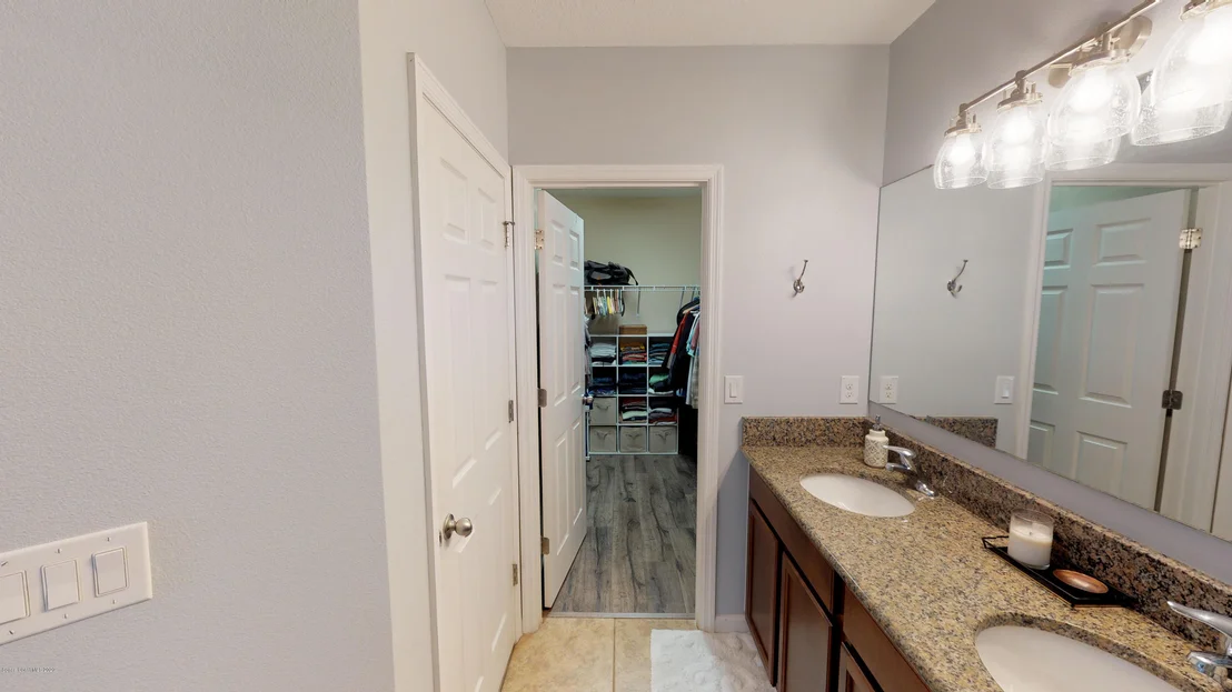 Photo of 1565 Litchfield Drive