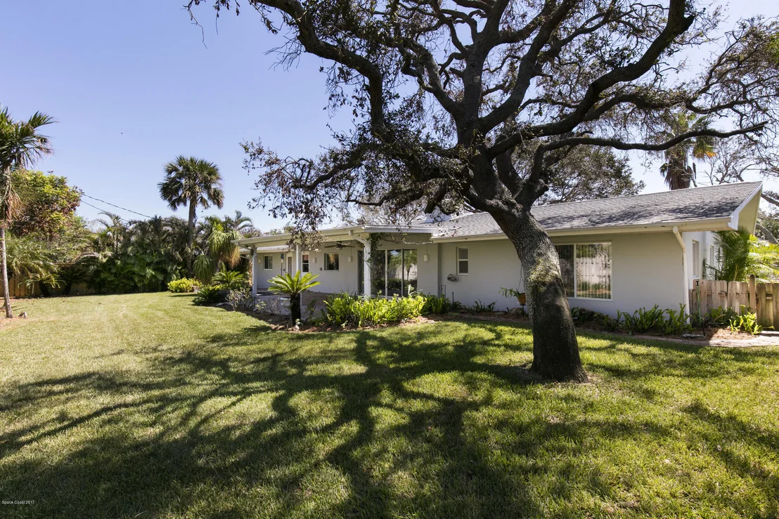 Photo of 596 Oak Ridge Drive