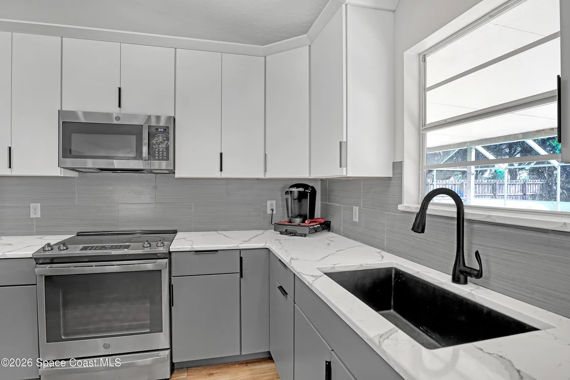 Photo of 3337 Meadowridge Drive