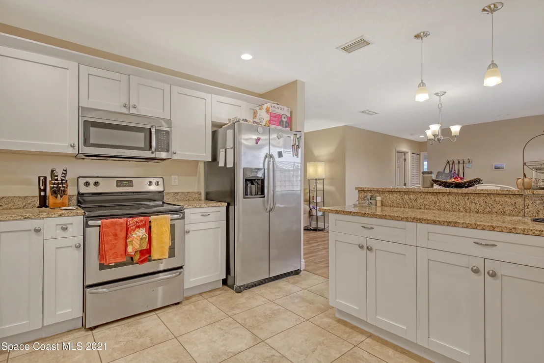 Photo of 772 Bianca Drive NE