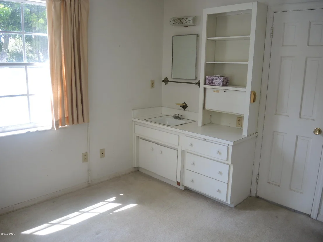 Photo of 6 Shore View Circle