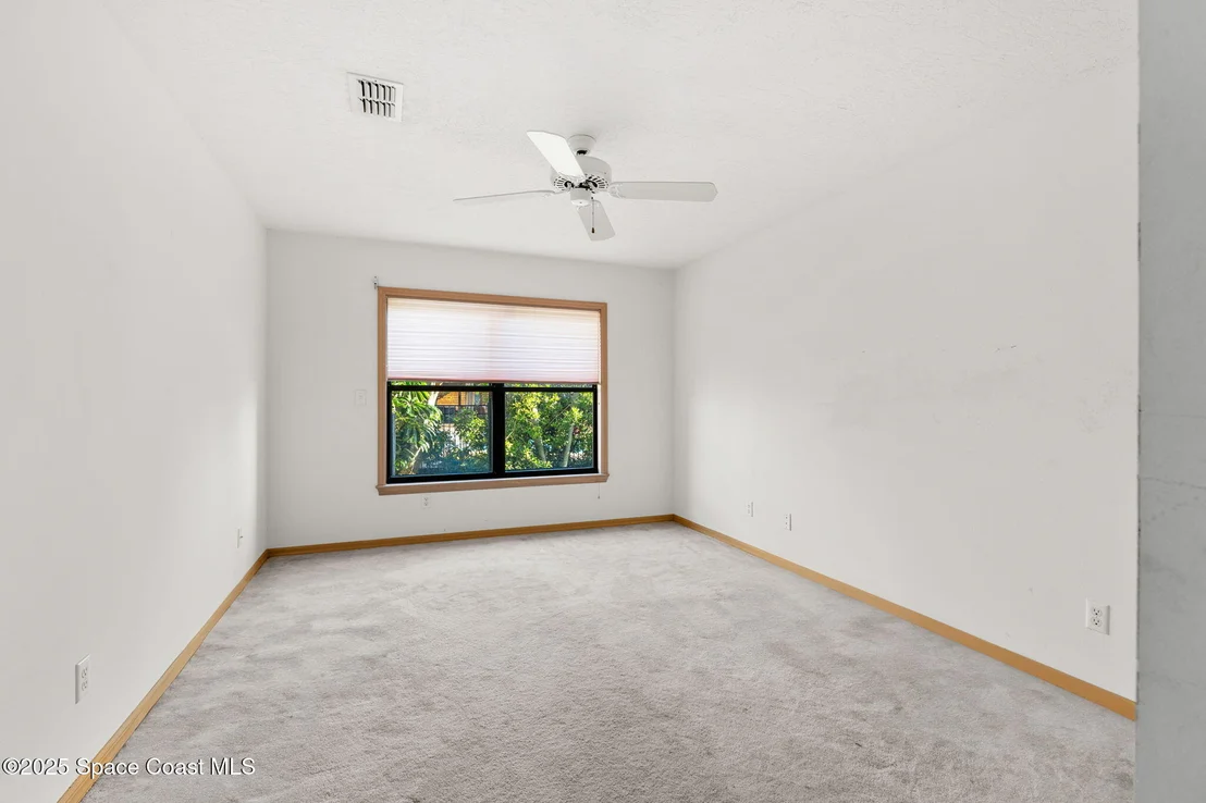 Photo of 418 Lanternback Island Drive
