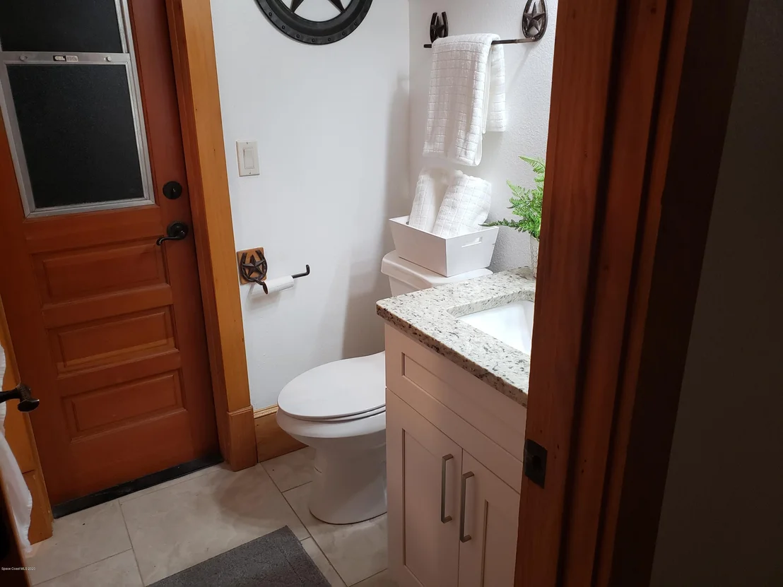 Photo of 555 Hale Road