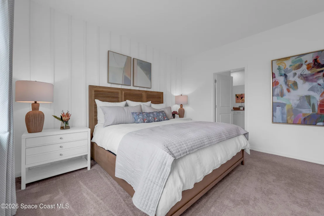 Photo of 896 Castleford Avenue NE