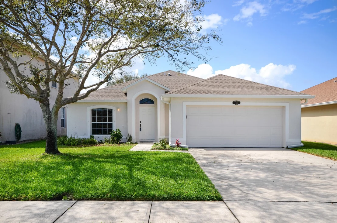 Photo of 1124 Sedgewood Circle