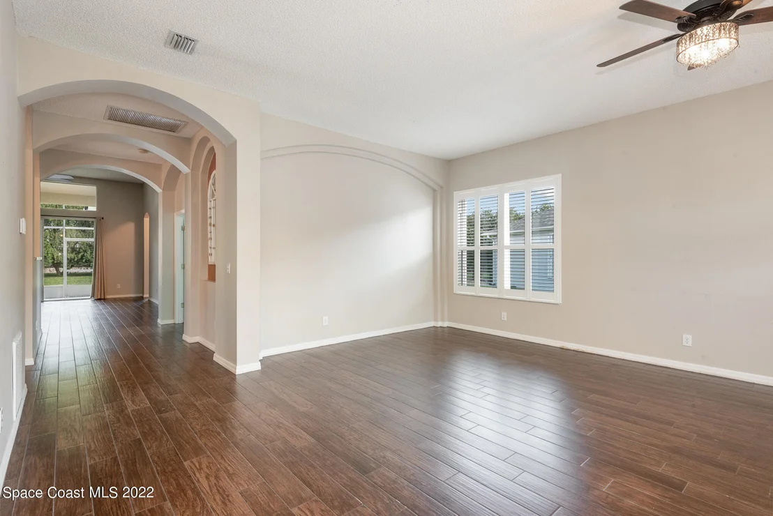 Photo of 1600 Tailfeather Court