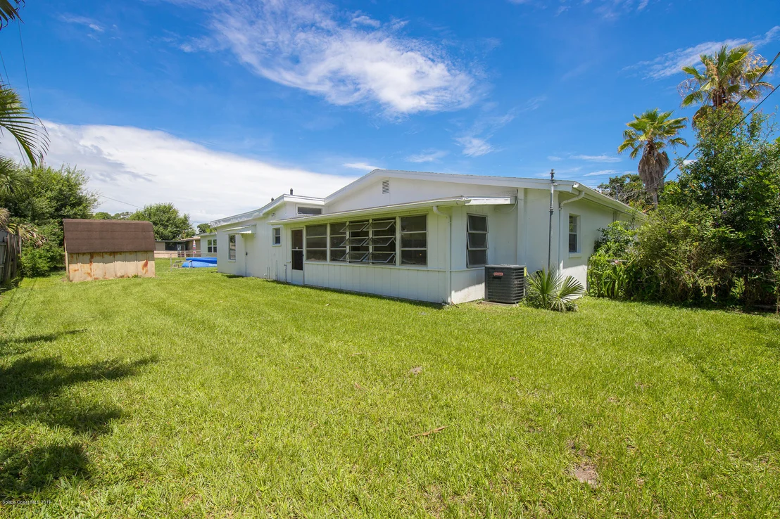 Photo of 307 W University Boulevard W