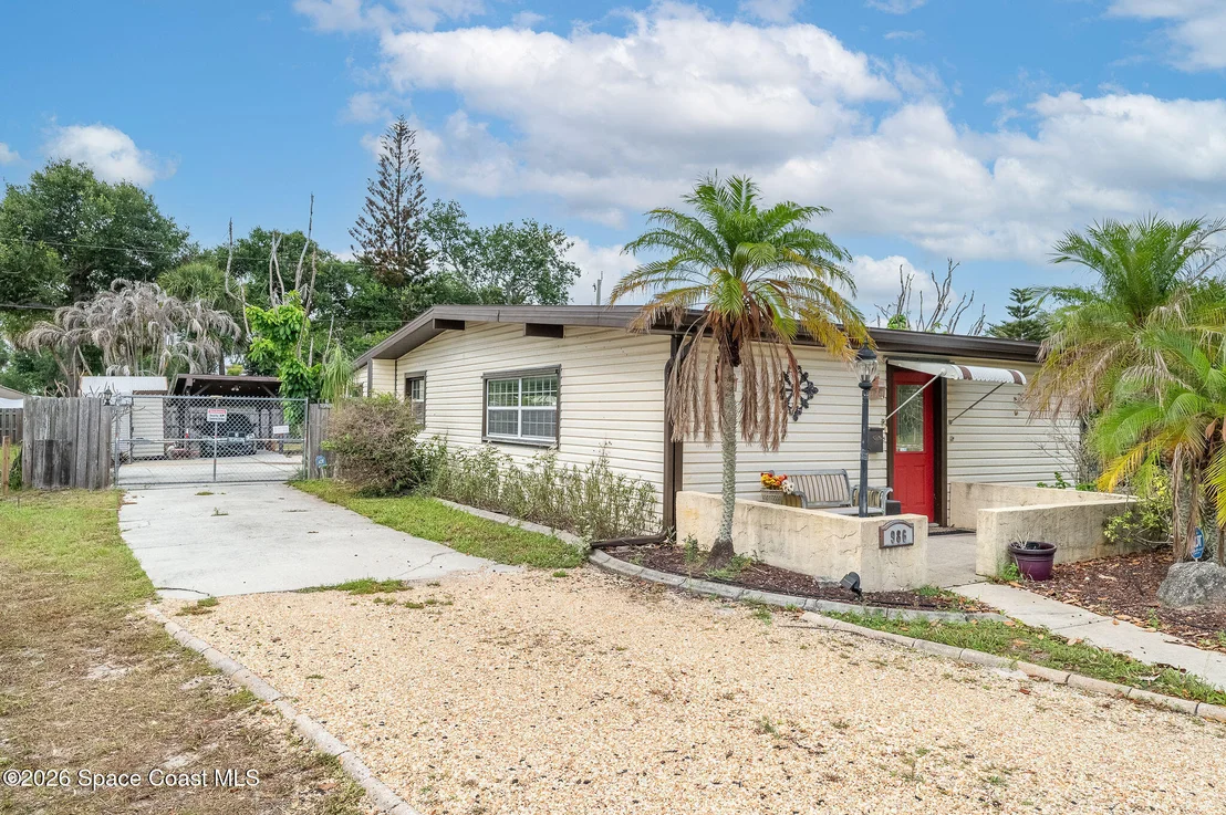 Photo of 986 Sarno Road