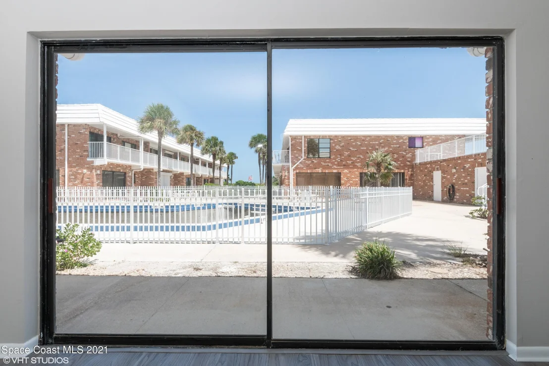 Photo of Unit D1 at 5000 Ocean Beach Boulevard