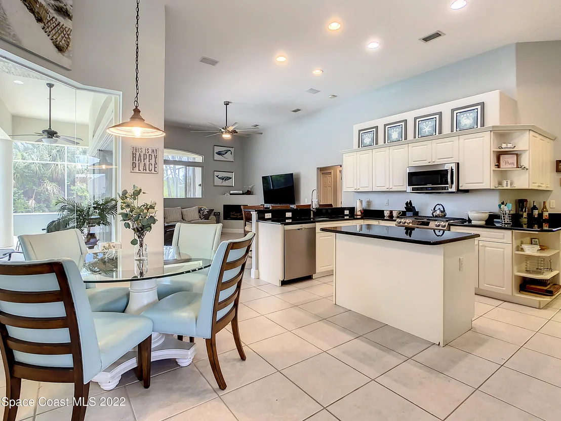 Photo of 862 Thrasher Drive