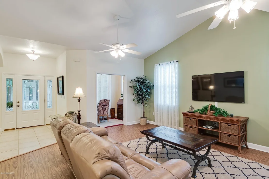 Photo of 1190 Gary Hunt Road