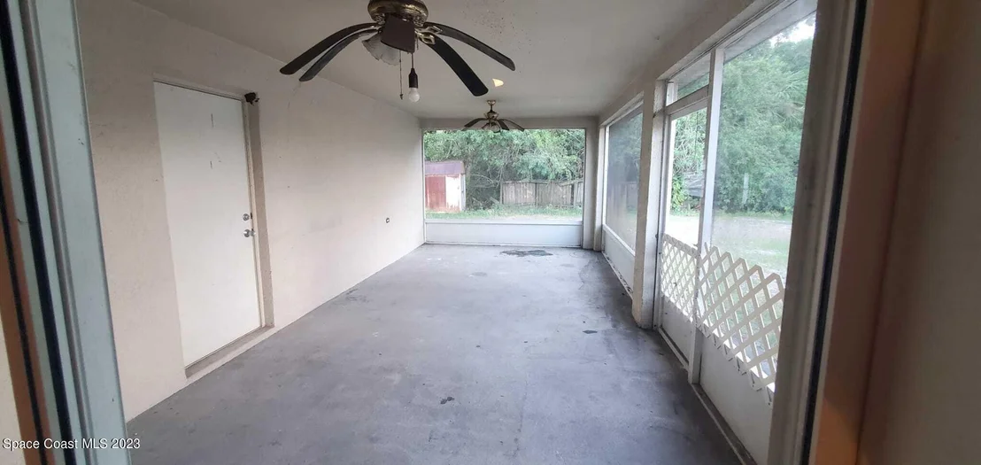 Photo of 6510 Ainsworth Road