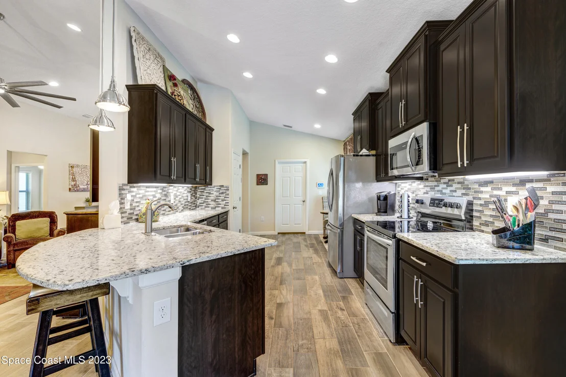 Photo of 1345 Fuji Drive