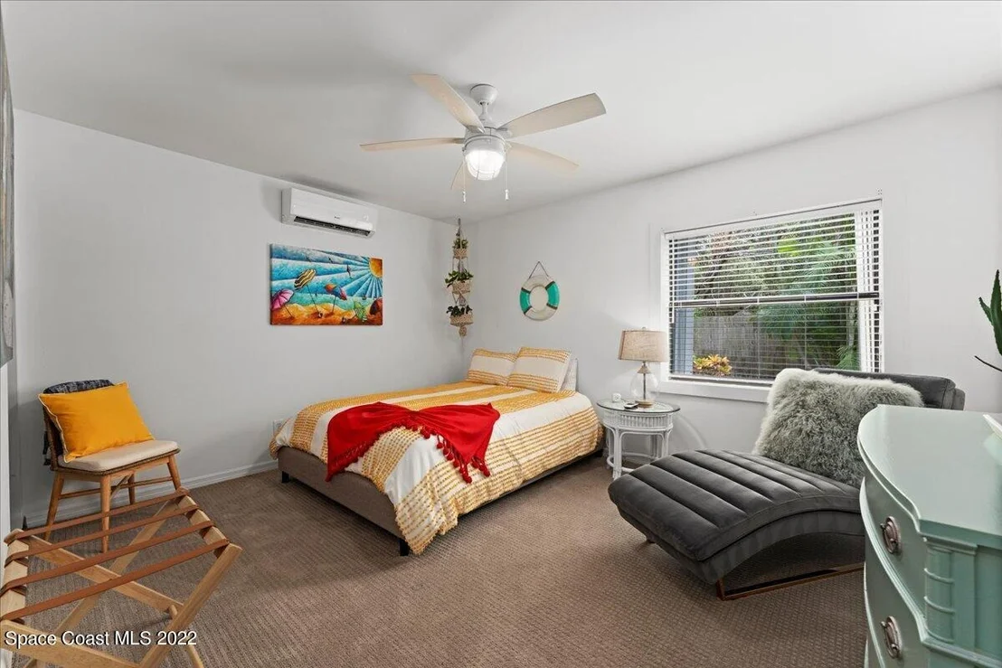 Photo of 1345 Bayshore Drive