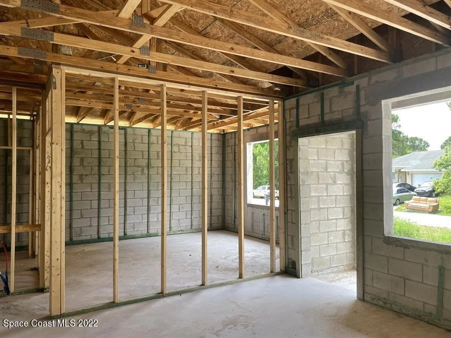Photo of 419 Ward Road NE