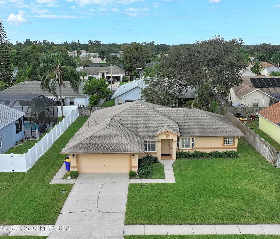 Photo of 1211 Meadow Lake Road